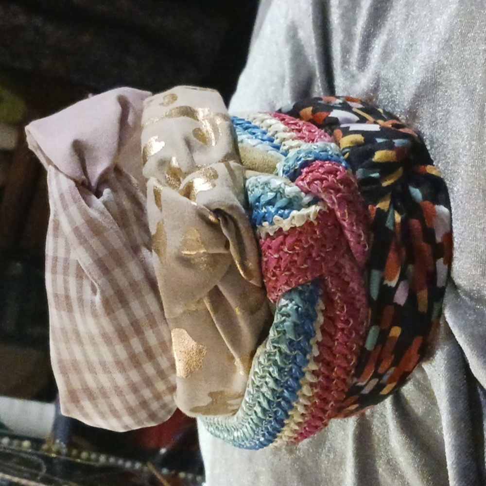 8 headbands - Picture 3 of 5
